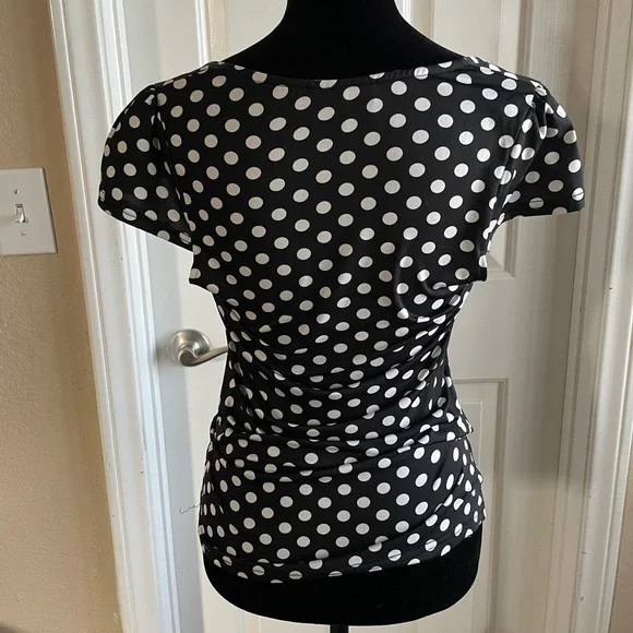 COPY - Sourpuss pinup/rockabilly pola dot top - Picture 2 of 3